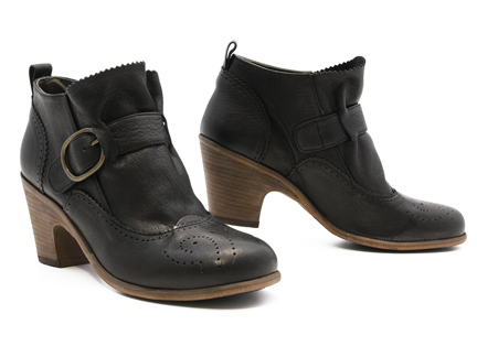 Argila Anna (A906) in Black : Ped Shoes - Order online or 866.700.SHOE ...