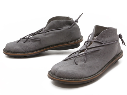 Trippen Eccentric in Soft Grey : Ped Shoes - Order online or 866.700 ...